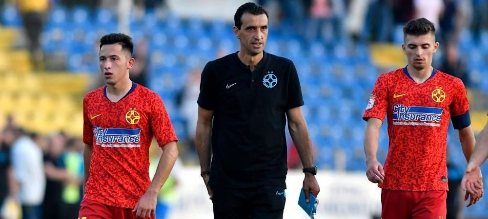 Probleme in apararea lui FCSB, chiar inainte de derby-ul cu CFR! Un titular a lipsit de la antrenamente si urmeaza sa faca un RMN