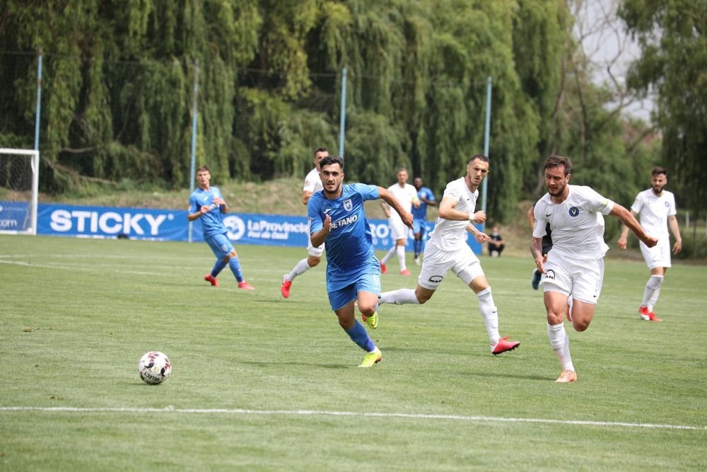 Craiova 2-1 Viitorul | Bergodi si-a trezit elevii in al doilea amical! Craiova, victorie adusa de dubla lui Barbut_10