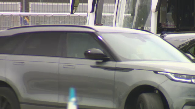 Bine ati venit in PARCUL AUTO de sute de mii de euro al FCSB! Ce SUPER MASINI au fotbalistii in care Becali a aruncat cu valize de bani_2