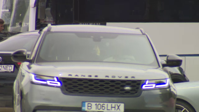 Bine ati venit in PARCUL AUTO de sute de mii de euro al FCSB! Ce SUPER MASINI au fotbalistii in care Becali a aruncat cu valize de bani_3