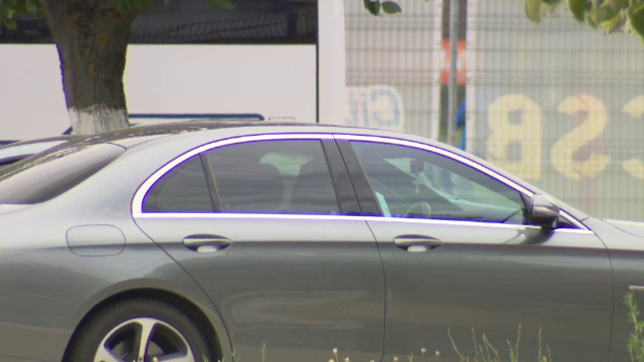 Bine ati venit in PARCUL AUTO de sute de mii de euro al FCSB! Ce SUPER MASINI au fotbalistii in care Becali a aruncat cu valize de bani_11