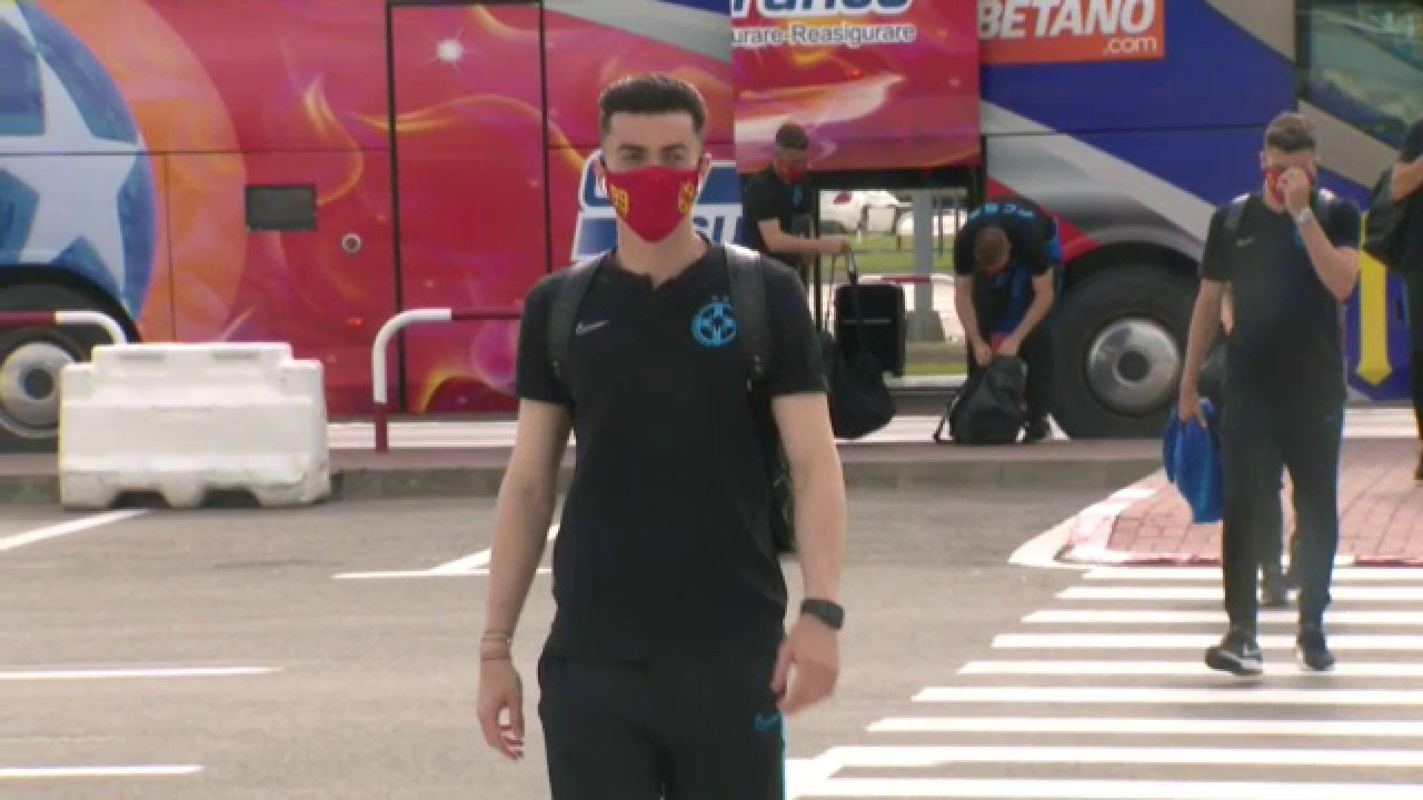 Florinel Coman si look-ul care il face sa para de 100 de milioane: seamana PERFECT cu Sancho! :) Cum au aparut stelistii pe aeroport_11