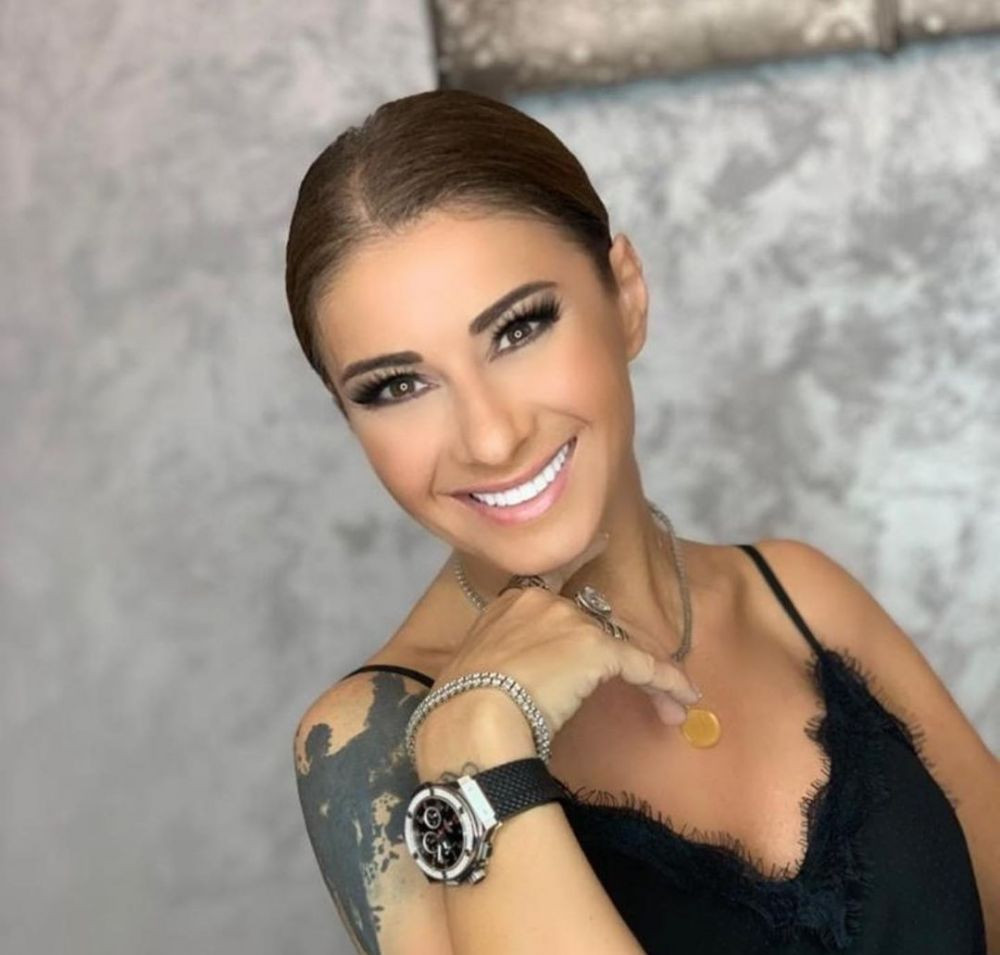 Atac fara precedent la Anamaria Prodan! A fost poreclita acid sulfuric si e acuzata ca face bani la negru&nbsp;