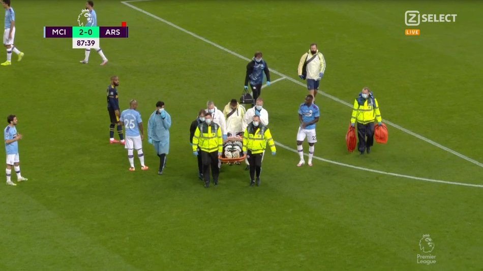 Atentie, imagini socante din meciul lui City! Ederson si-a facut KO colegul cu un atac incredibil! A ramas inconstient pe gazon si jucatorii au inceput sa planga_4