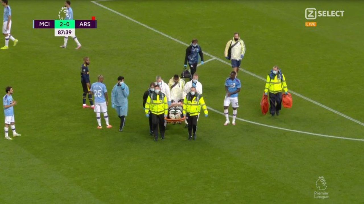 Atentie, imagini socante din meciul lui City! Ederson si-a facut KO colegul cu un atac incredibil! A ramas inconstient pe gazon si jucatorii au inceput sa planga_4
