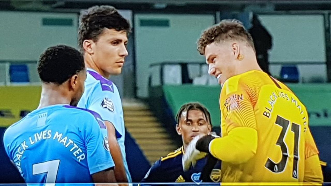 Atentie, imagini socante din meciul lui City! Ederson si-a facut KO colegul cu un atac incredibil! A ramas inconstient pe gazon si jucatorii au inceput sa planga_5