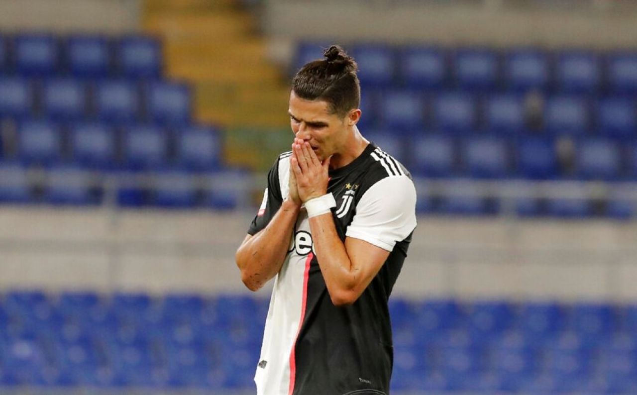 Deac e CLONA lui RONALDO din Liga 1! I-a copiat TOT: de la patratele, la noua codita si la pasii dinaintea loviturilor libere! Cum a aparut la Botosani_8