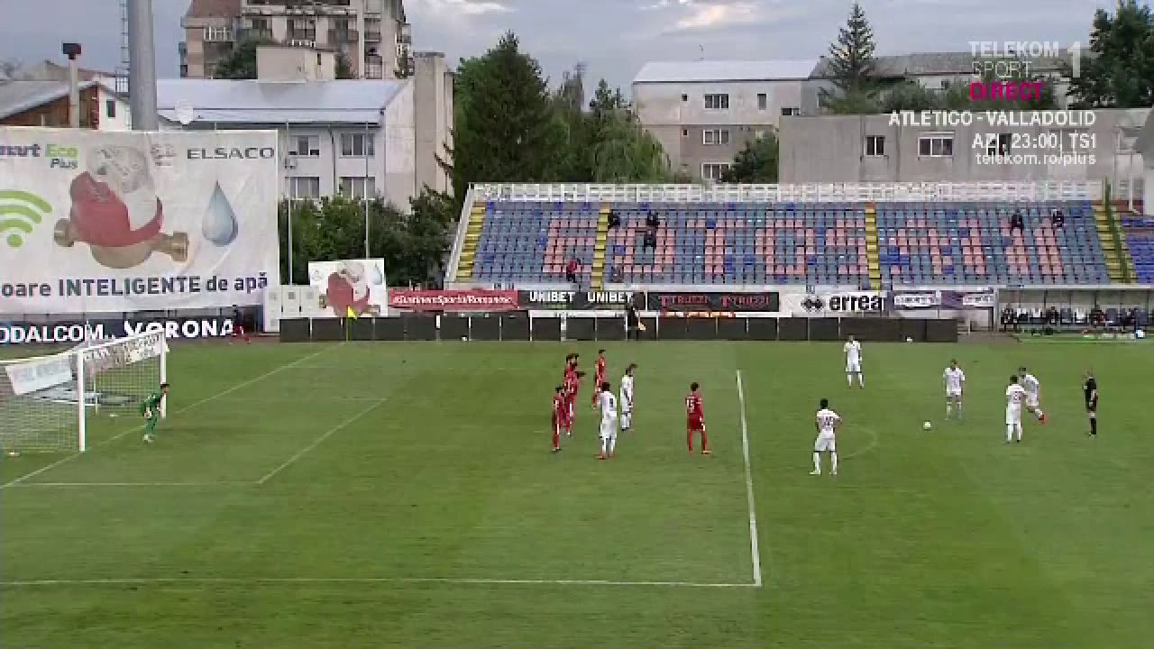 Deac, nu vrei tu sa dai gol? :)) ZIDUL SF al Botosaniului la faza din care s-a facut 2-0! Ce s-a intamplat_3