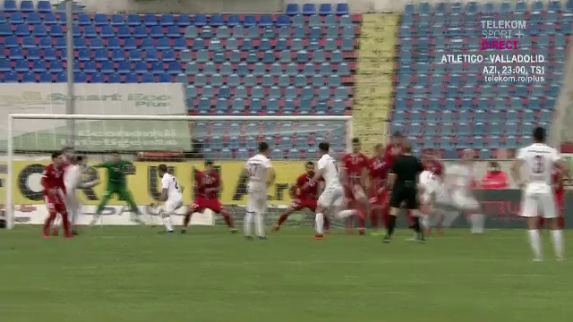 Deac, nu vrei tu sa dai gol? :)) ZIDUL SF al Botosaniului la faza din care s-a facut 2-0! Ce s-a intamplat_7