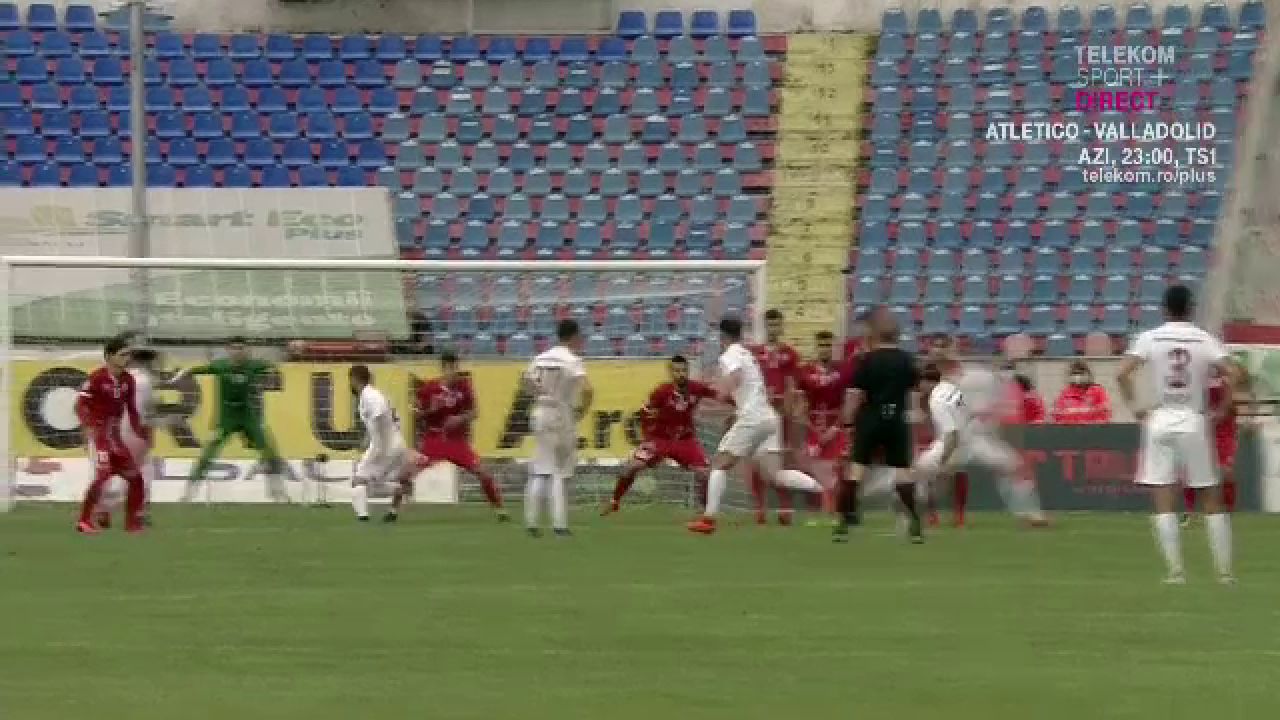 Deac, nu vrei tu sa dai gol? :)) ZIDUL SF al Botosaniului la faza din care s-a facut 2-0! Ce s-a intamplat_8
