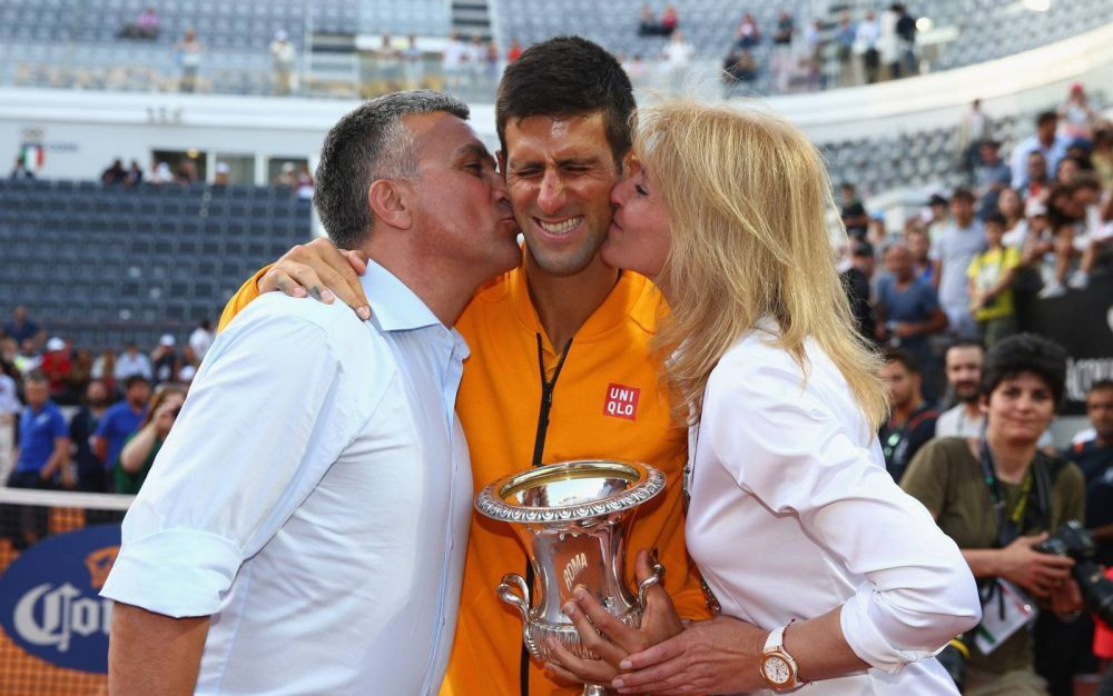Mama si tata sar in ajutorul copilului Novak Djokovic | E evident ca lumea are ceva personal cu fiul meu &nbsp;