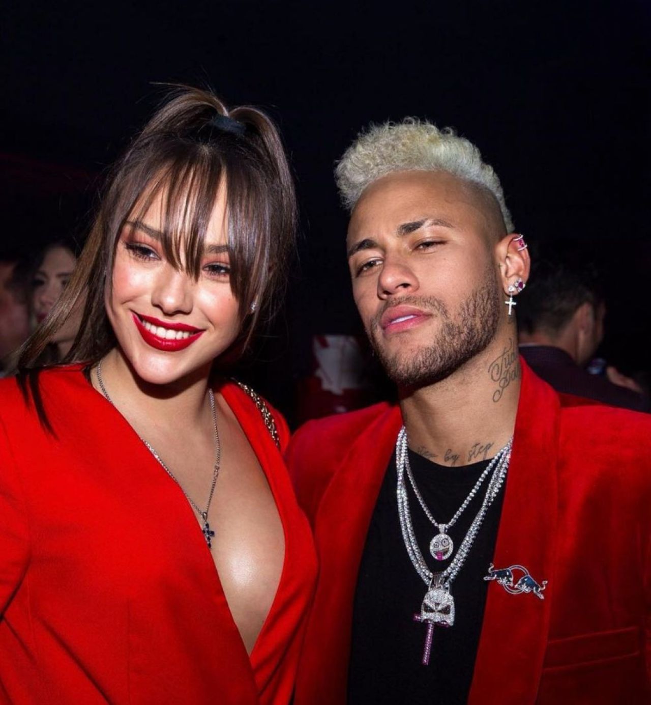 Chiar n-ai cum sa-i rezisti! Ispita de la 'Insula Iubirii' care l-a terminat pe Neymar iti face pulsul s-o ia razna cu ultima aparitie! Cum a putut sa pozeze_1