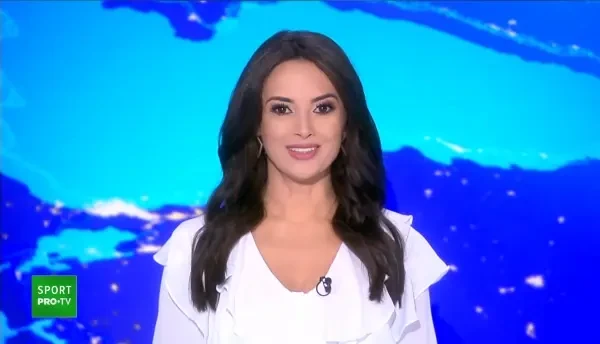 Ti-e mila si sa SUFLI spre ea! Viviana a urcat in ring si are sansele sa doboare orice barbat! Aparitie interzisa cardiacilor