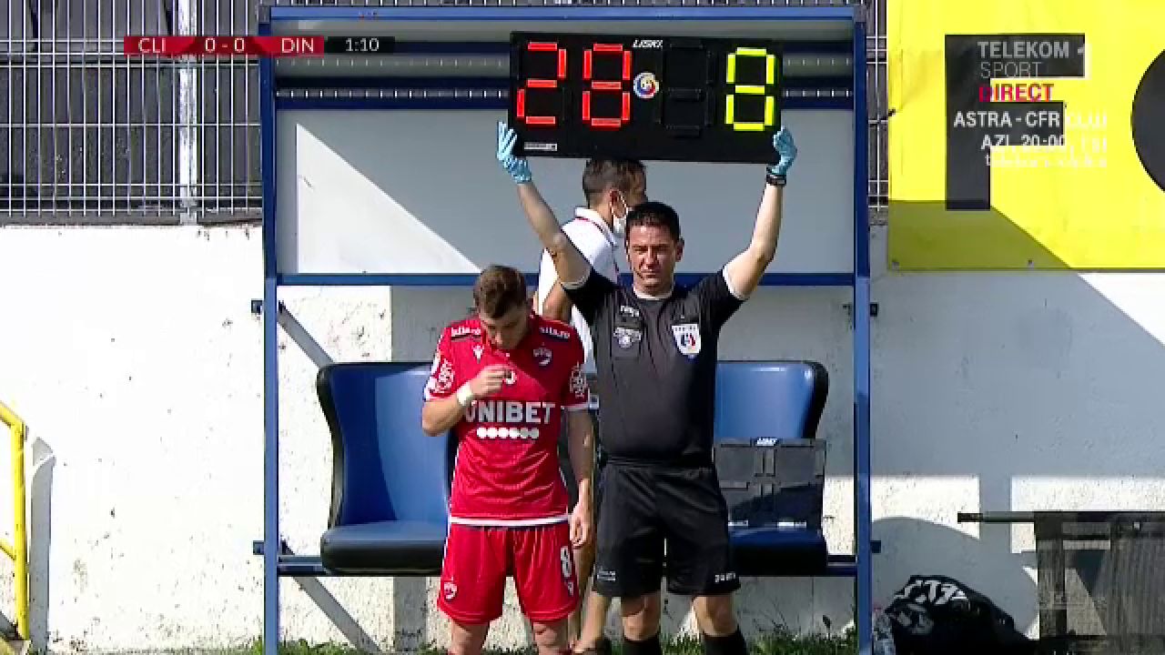Spectacolul PENIBILULUI la Dinamo! L-au scos pe pustiul Borcea dupa 65 de secunde, apoi l-au luat in brate! Petrescu reloaded la Dinamo_2