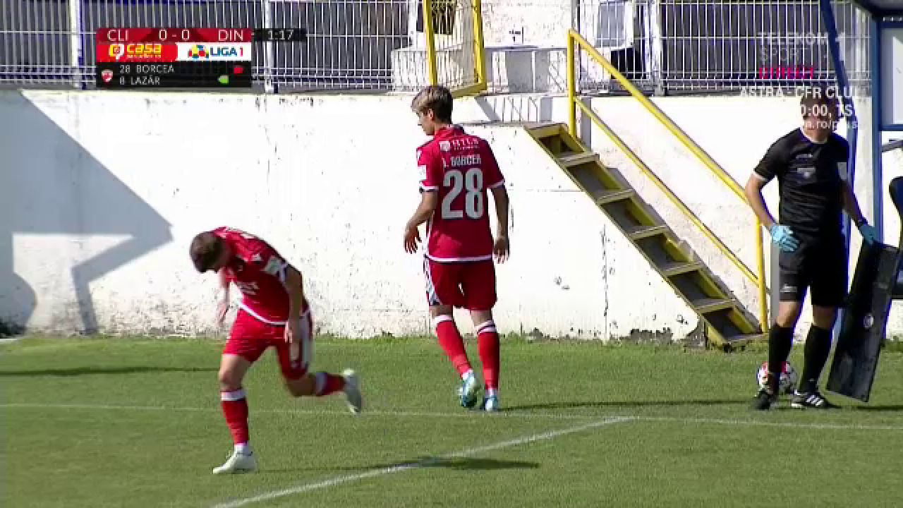 Spectacolul PENIBILULUI la Dinamo! L-au scos pe pustiul Borcea dupa 65 de secunde, apoi l-au luat in brate! Petrescu reloaded la Dinamo_7