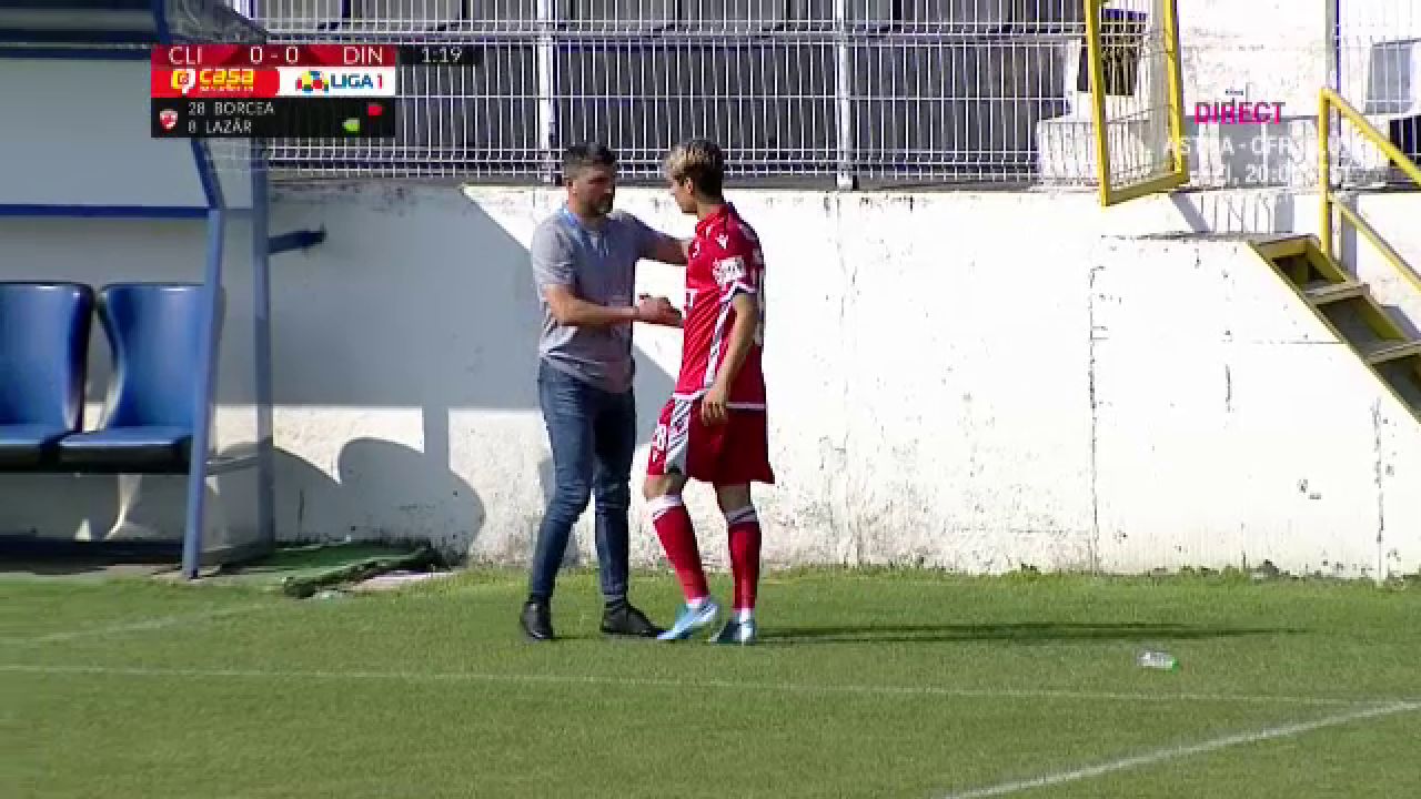 Spectacolul PENIBILULUI la Dinamo! L-au scos pe pustiul Borcea dupa 65 de secunde, apoi l-au luat in brate! Petrescu reloaded la Dinamo_9