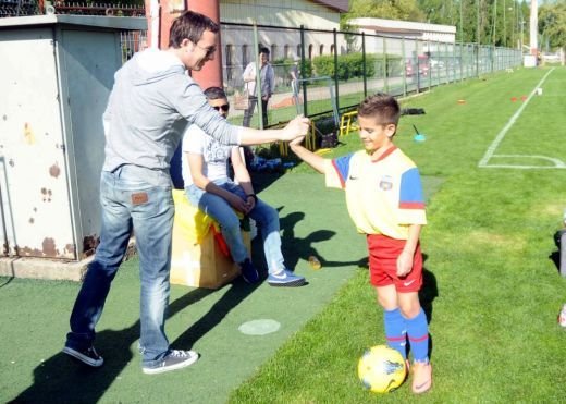 Imagini INCREDIBILE: FCSB l-a dat afara pe jucatorul INDRAGOSTIT de echipa! 