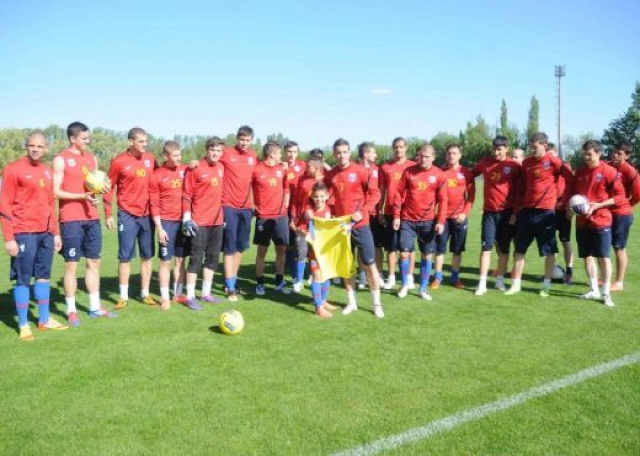 Imagini INCREDIBILE: FCSB l-a dat afara pe jucatorul INDRAGOSTIT de echipa!