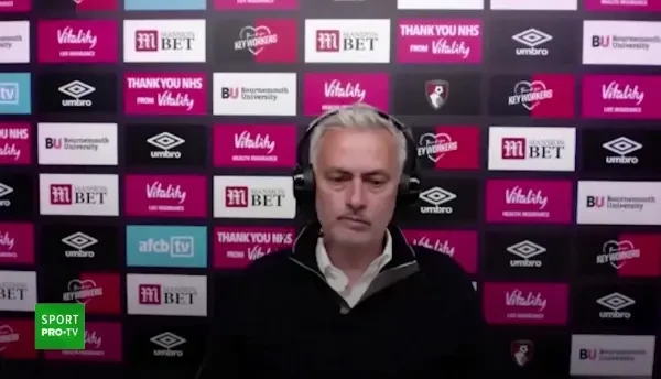 Reactia SCANDALOASA a lui Mourinho dupa meci! S-a asezat pe scaun, dar a plecat IMEDIAT de la conferinta! Ce s-a intamplat