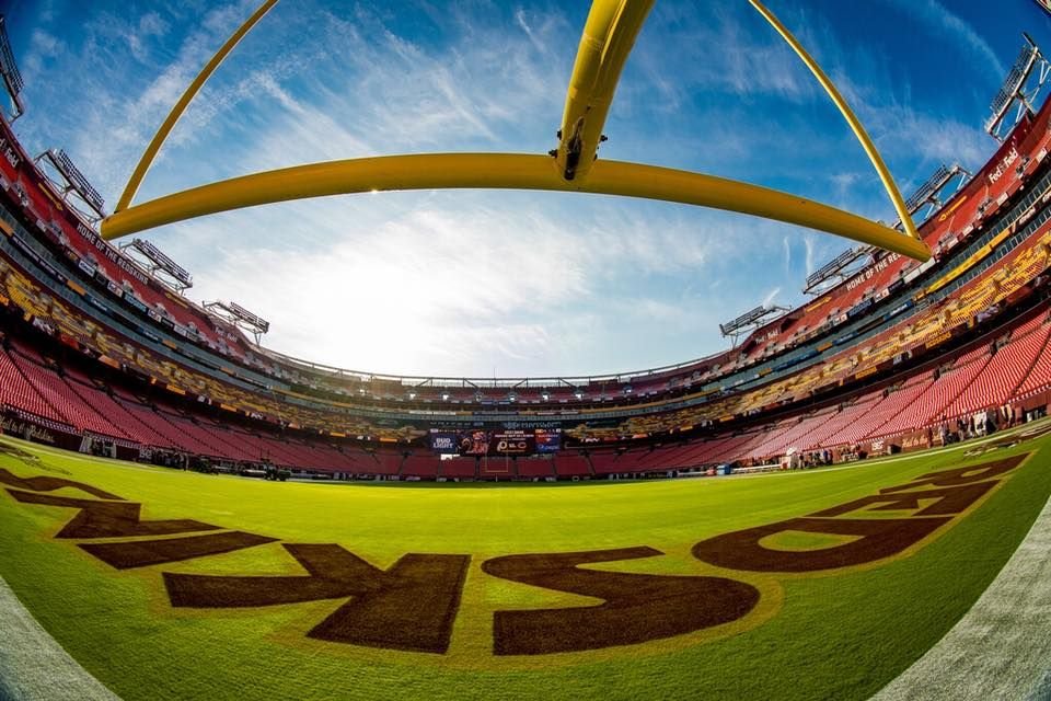 Unul dintre cele mai mari cluburi de fotbal american isi schimba numele, dupa ce denumirea istorica a fost acuzata ca promoveaza rasismul_4