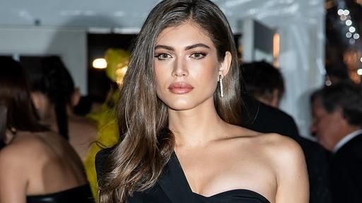 Valentina Sampaio a devenit primul model transgender care a aparut in paginile Sports Illustrated!_3