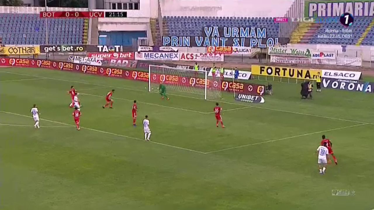 Simulare PENIBILA a lui Koljic in careul Botosaniului! Moldovenii au cerut si ei penalty dupa ce Cosic si Bancu l-au facut HAMBURGER pe Chindris_2