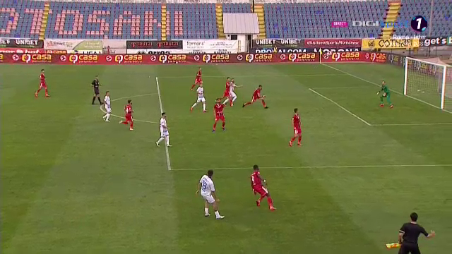 Simulare PENIBILA a lui Koljic in careul Botosaniului! Moldovenii au cerut si ei penalty dupa ce Cosic si Bancu l-au facut HAMBURGER pe Chindris_3
