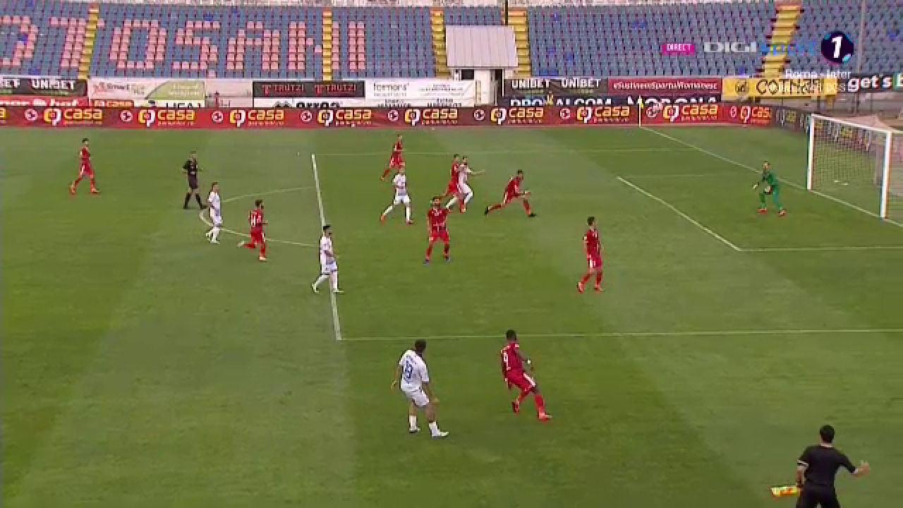 Simulare PENIBILA a lui Koljic in careul Botosaniului! Moldovenii au cerut si ei penalty dupa ce Cosic si Bancu l-au facut HAMBURGER pe Chindris_3