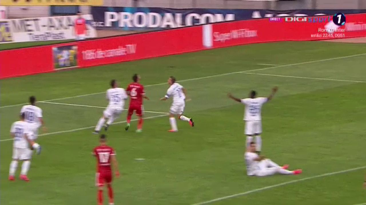 Simulare PENIBILA a lui Koljic in careul Botosaniului! Moldovenii au cerut si ei penalty dupa ce Cosic si Bancu l-au facut HAMBURGER pe Chindris_12