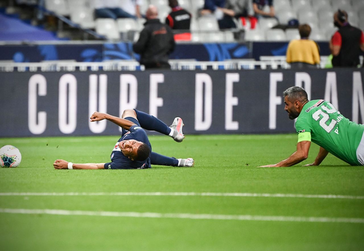 L-a RUPT pe Mbappe! DIAMANTUL lui PSG a iesit IN LACRIMI de pe teren! Echipele au fost la un pas de bataie generala_1