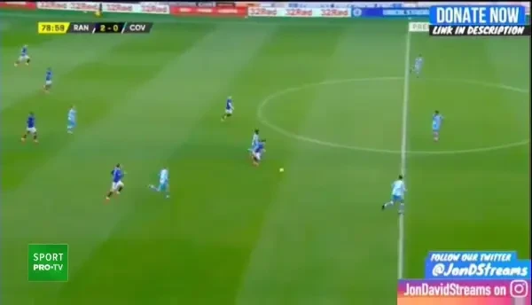 OOOOOO, IANIIIIIS!!! Hagi a incercat sa dea gol ca tatal sau, de DINCOLO de centrul terenului! Mii de comentarii pe net! VIDEO