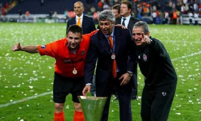 Romanii il apara pe Lucescu, dupa scandalul din Ucraina: E un nume mai mare decat Dinamo Kiev. E prea mare pentru un asemenea scandal &nbsp;