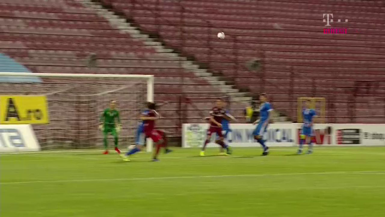Penalty dupa o atingere de PUF a lui Harut la Pereira sau pentru hent? Ce s-a intamplat la faza din care Avram a dat 11 metri_1