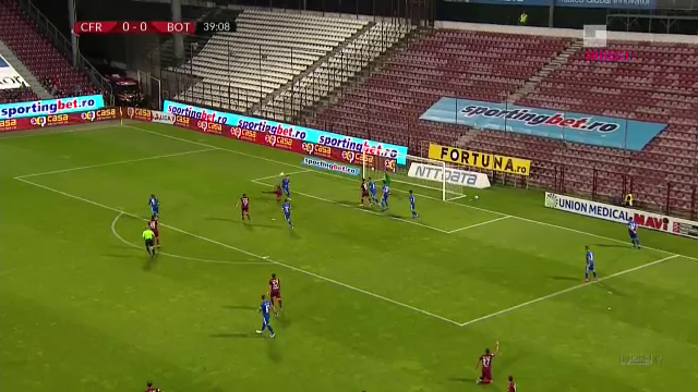 Penalty dupa o atingere de PUF a lui Harut la Pereira sau pentru hent? Ce s-a intamplat la faza din care Avram a dat 11 metri_3