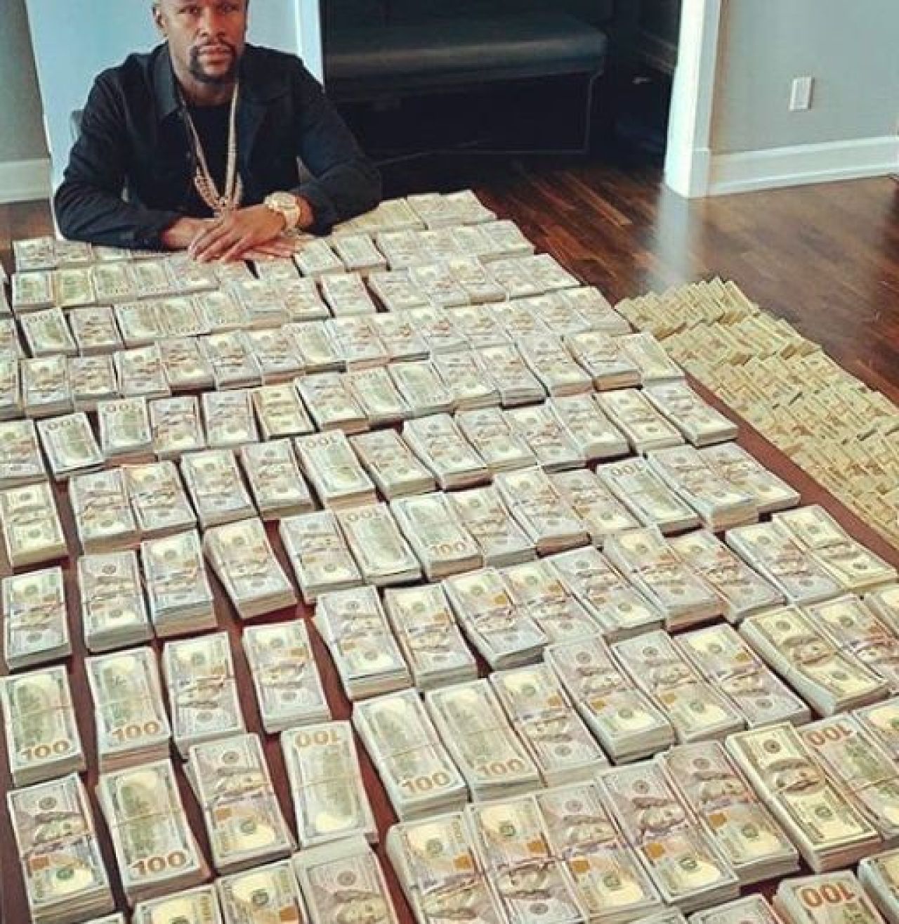 Cum a reușit Floyd Mayweather să câștige 180 de milioane de dolari_1