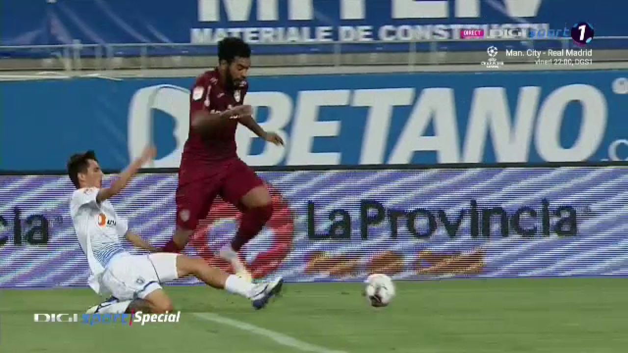 CFR a cerut DOUA penalty-uri in prima repriza! Craciunescu spune ca unul e CLAR! Ce s-a intamplat_8