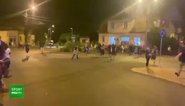 VIDEO | Suporterii au APRINS Clujul dupa al treilea titlu consecutiv cucerit de CFR! Imagini INCREDIBILE cu bucuria fanilor la stadion!