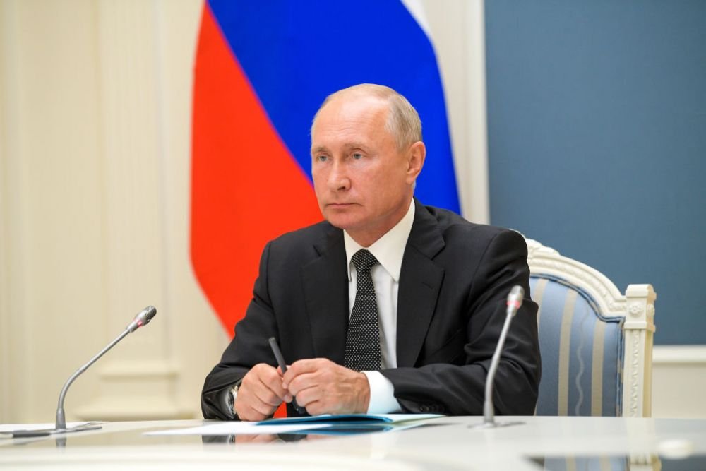 Dezvaluiri de ultima ora despre vaccinul 'miraculos' al lui Putin! Cum ii afecteaza pe cei injectati si de ce n-ar trebui nimeni sa-l accepte