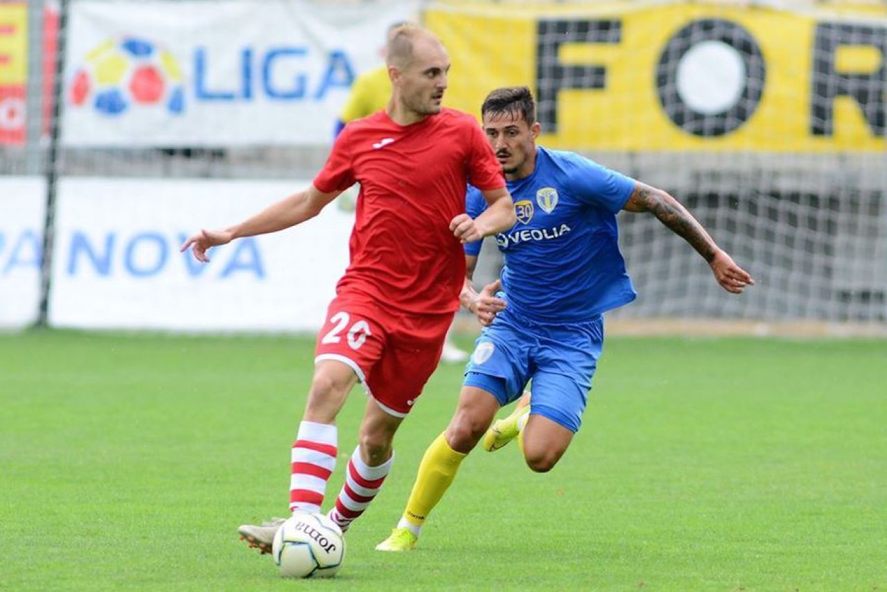 Incredibil! Batut RAU de o echipa de Liga a 4-a la debutul pe banca Petrolului! Ce a patit Viorel Moldovan in primul meci la Ploiesti_4
