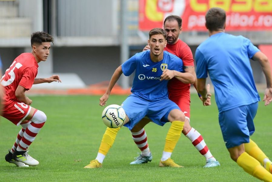 Incredibil! Batut RAU de o echipa de Liga a 4-a la debutul pe banca Petrolului! Ce a patit Viorel Moldovan in primul meci la Ploiesti_7