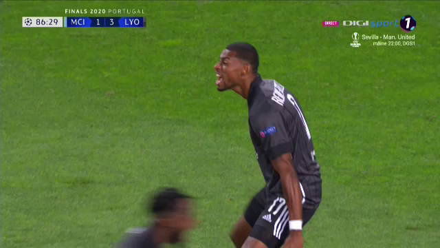 City e BLESTEMATA! Omul de 150 de milioane al lui Guardiola a RATAT cu poarta GOALA in fata cu 40 de secunde inaintea golului de 3-1! ATAC de panica pentru Guardiola pe banca_13