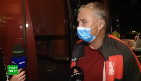 "Munceste singur saracul! Trebuie sa luam cel putin 2 jucatori acolo!" Fotbalistul pe care a picat greul in echipa CFR-ului! Mesajul lui Dan Petrescu pentru conducere