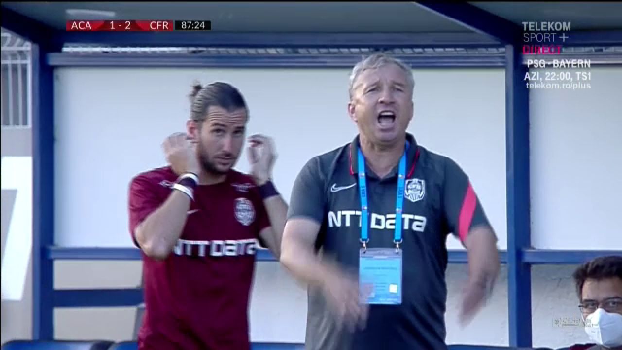 'BIZONUL' s-a mutat la CFR! :) Gnohere nu mai e grasutul Ligii 1! Cum ce look pufos a aparut Petrescu pe banca in meciul cu Clinceni_7