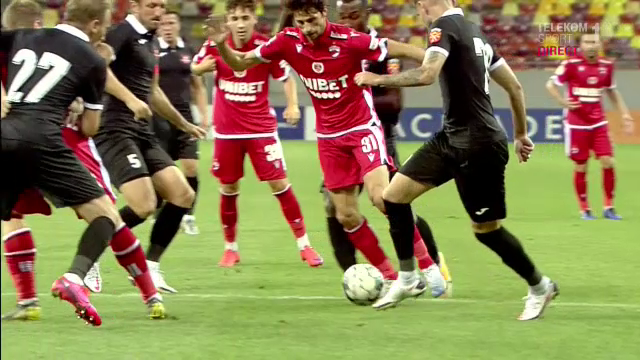 Penalty REFUZAT pentru Dinamo, desi Kovacs era la doar cativa metri de faza! Craciunescu: 
