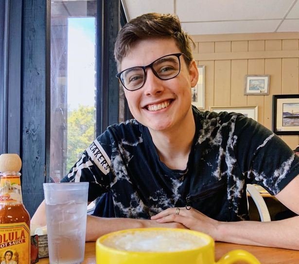 Cutremurator! Vloggerul celebru care si-a pierdut viata la doar 19 ani! Mai mult de 1,2 milioane de oameni il urmareau_3
