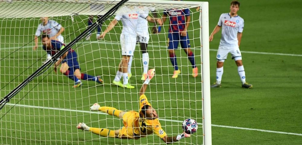 Ultima OPERA de arta a lui Messi la Barcelona! VIDEO: golul EXTRATERESTRU pe care l-a marcat cu Napoli in Champions League