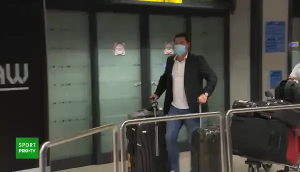 EXCLUSIV | Contra a ajuns in Romania! Primele imagini cu fostul selectioner alaturi de spaniolii de la Dinamo