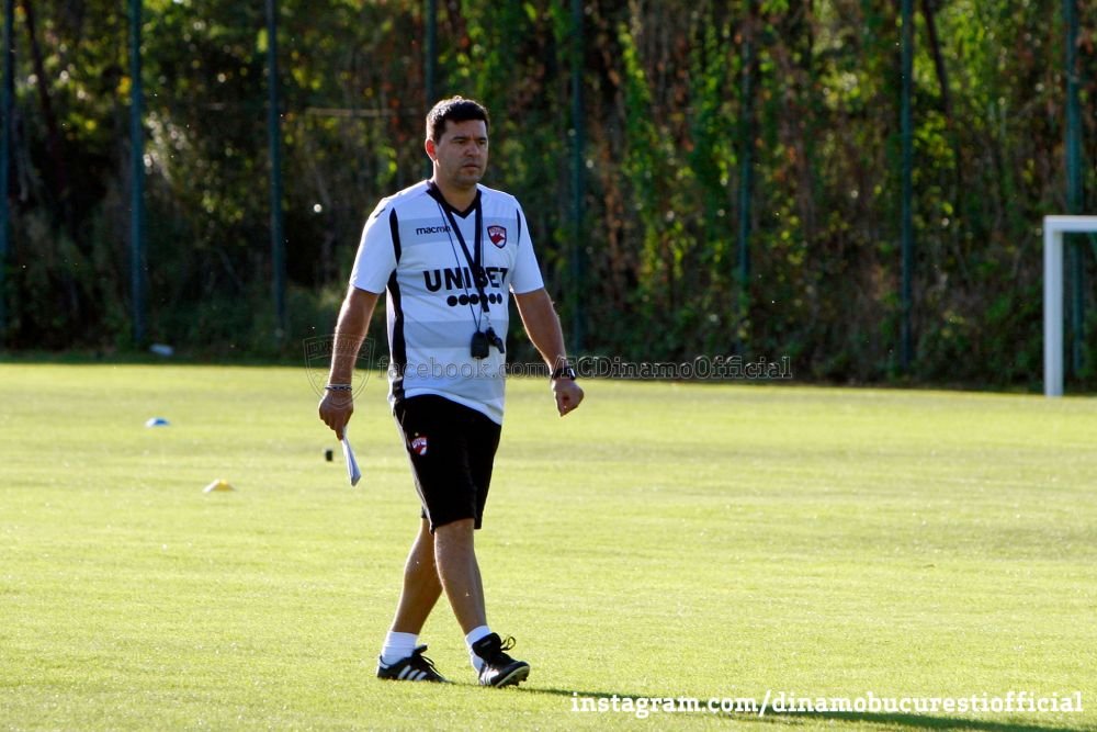 Contra si-a intrat rapid in rol la Dinamo! Primele imagini de la antrenamentele 'cainilor' sub conducerea noului antrenor_14