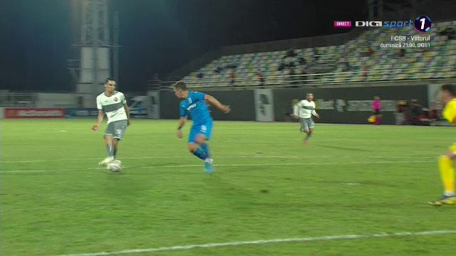 HALUCINANT! Jucatorul dat afara de Clinceni dupa 33 de minute a DISTRUS-O pe Craiova! Meci PENIBIL pentru olteni, erori de liga a 2-a la RUSINEA SEZONULUI pentru Romania in Europa_17