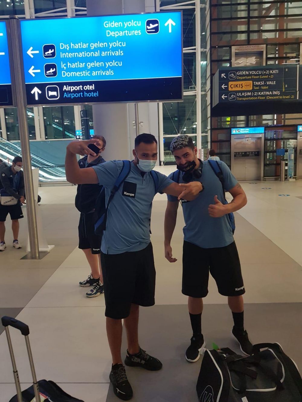 Deplasare de COSMAR pentru HCM Constanta! Hanbalistii, blocati 24 ore in Istanbul de rusi cu o zi inainte de meciul cu Rostov_11